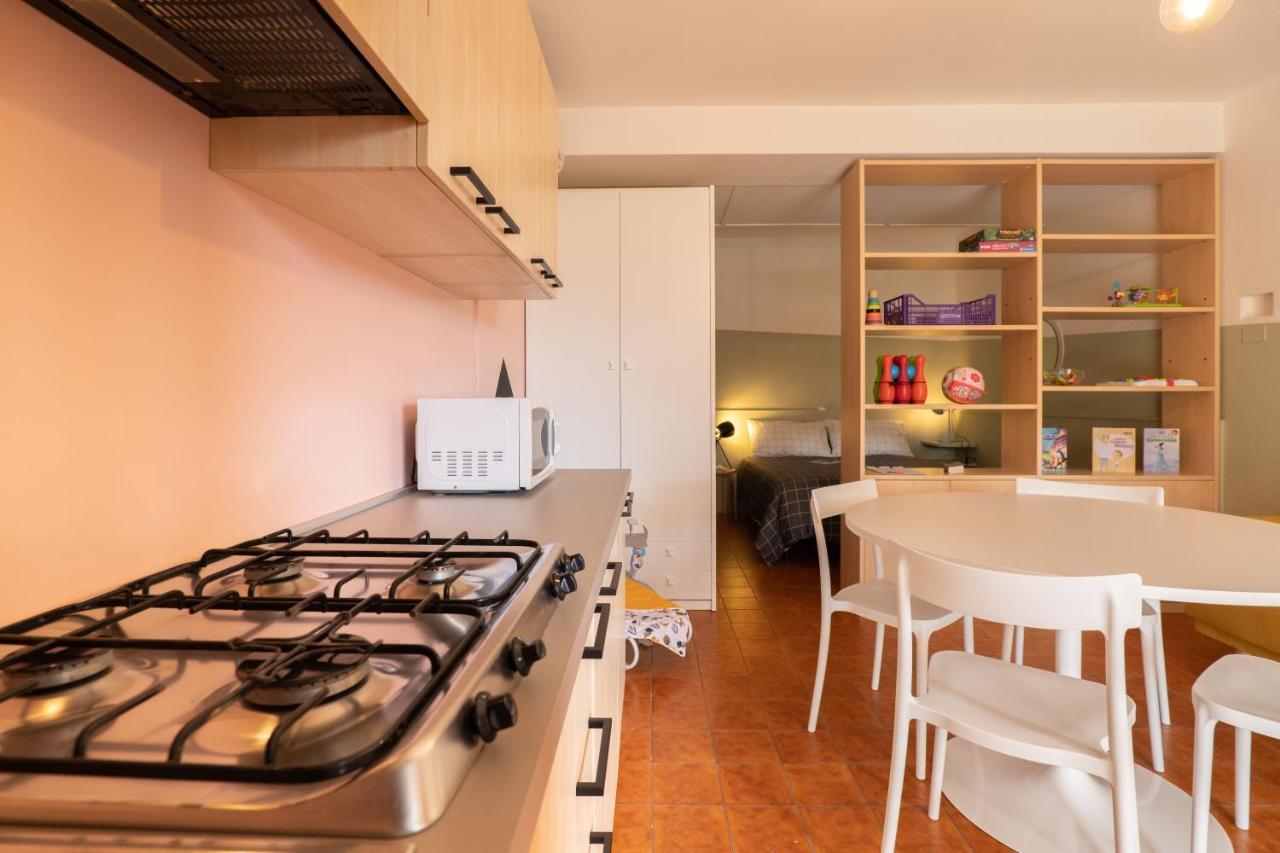Babyaccommodation Stay In Family II Pietra Ligure Exterior foto