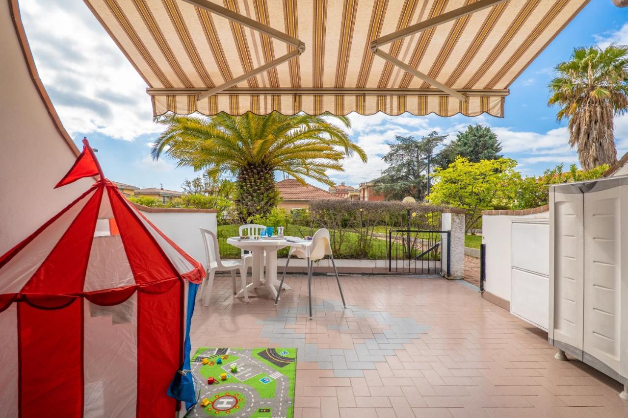 Babyaccommodation Stay In Family II Pietra Ligure Exterior foto